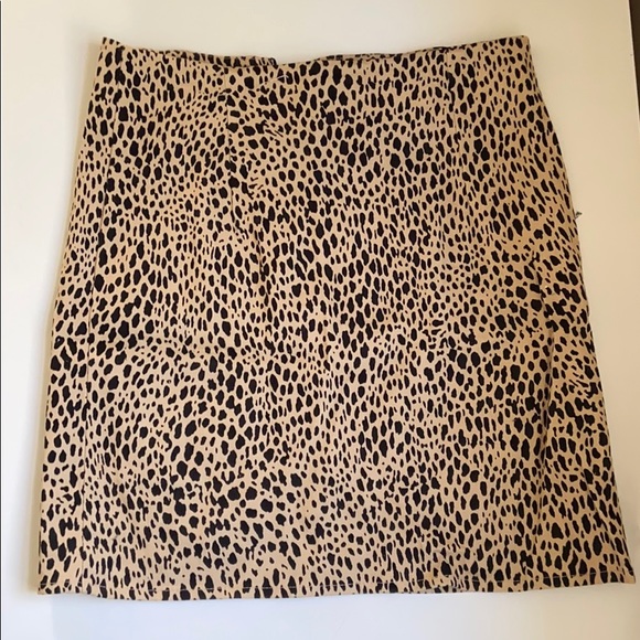 Brandy Melville Dresses & Skirts - Brandy Melville skirt